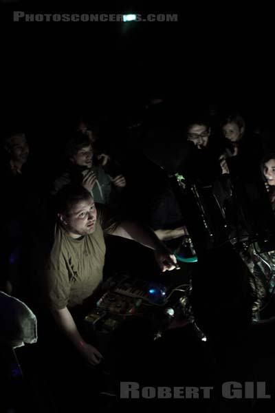 DAN DEACON - 2011-04-07 - PARIS - Gaite Lyrique - 